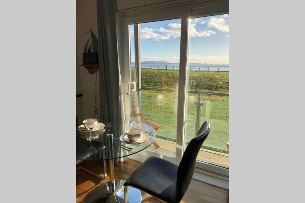 CockleDora Lägenhet Llanelli Exteriör bild