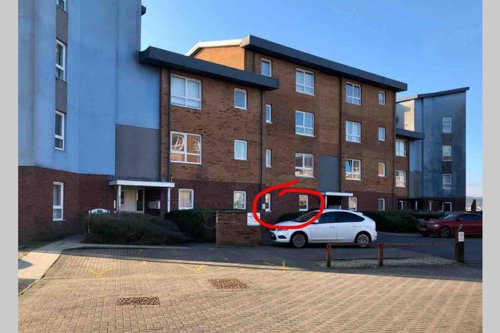 CockleDora Lägenhet Llanelli Exteriör bild